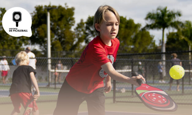 El Pickleball para Niños: un Deporte que Une y Emociona