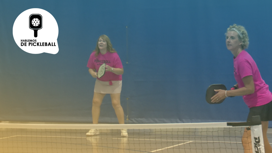 Sobrevivientes de cáncer de mama forman un grupo de apoyo en torno al Pickleball